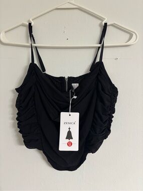 Zesica Black Ruched Crop Top - Women's